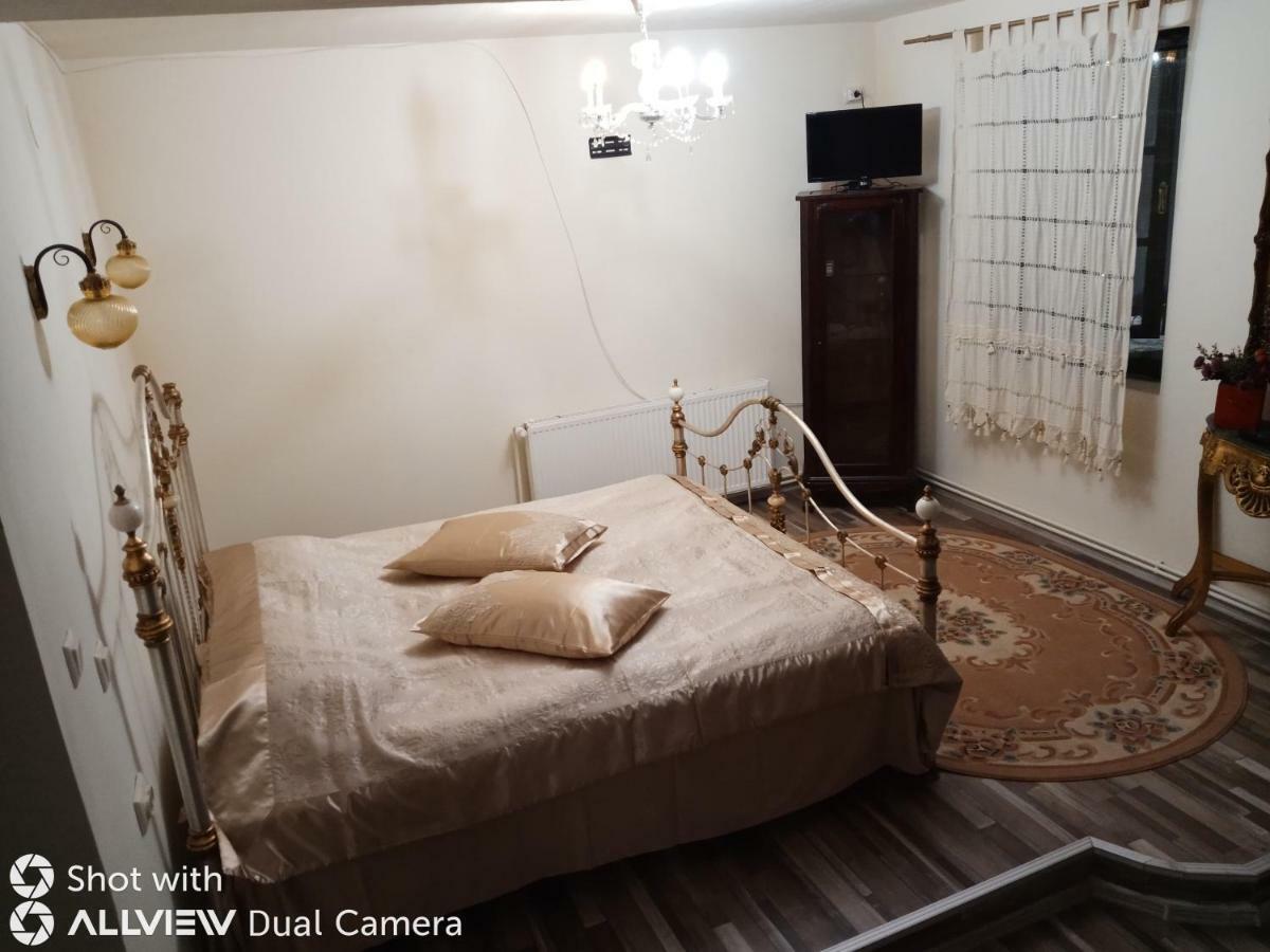 فندق Casa Cu Farfurii سِنايا المظهر الخارجي الصورة